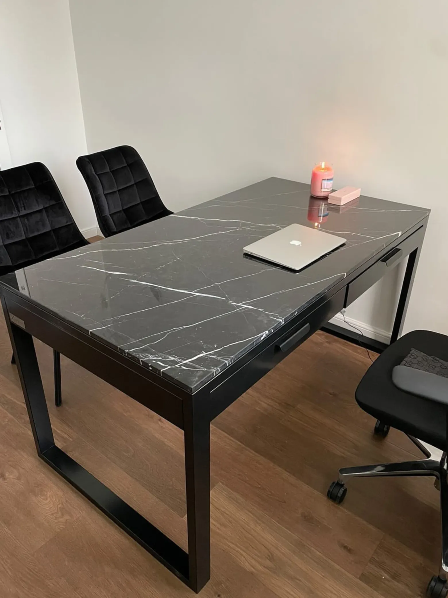 Biuro Premium z Marmurem 11