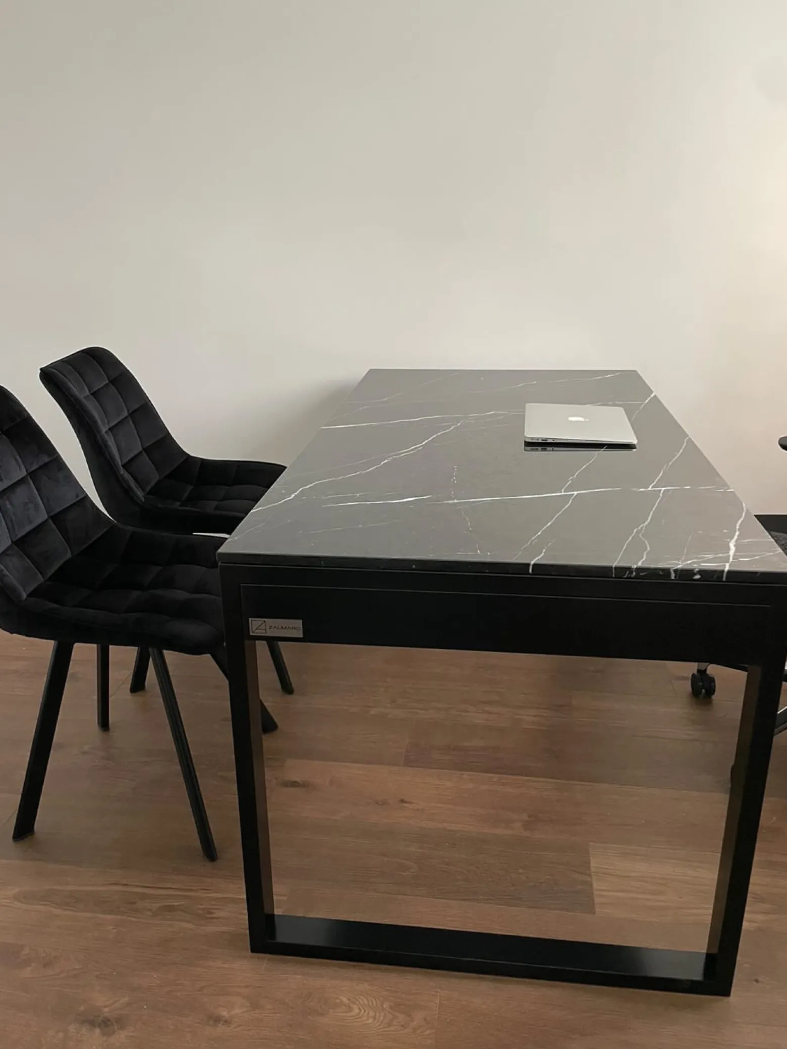 Biuro Premium z Marmurem 11
