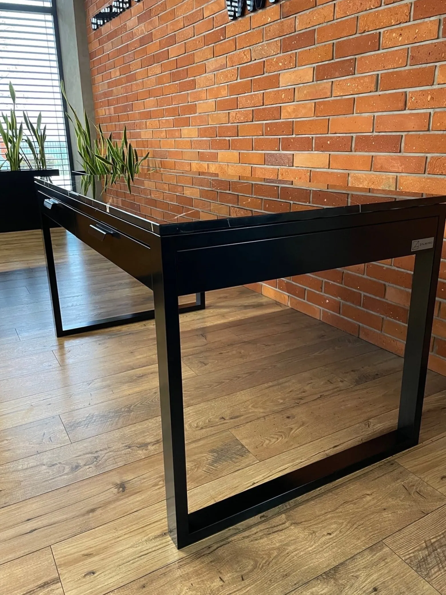 Biuro Premium z Marmurem 11