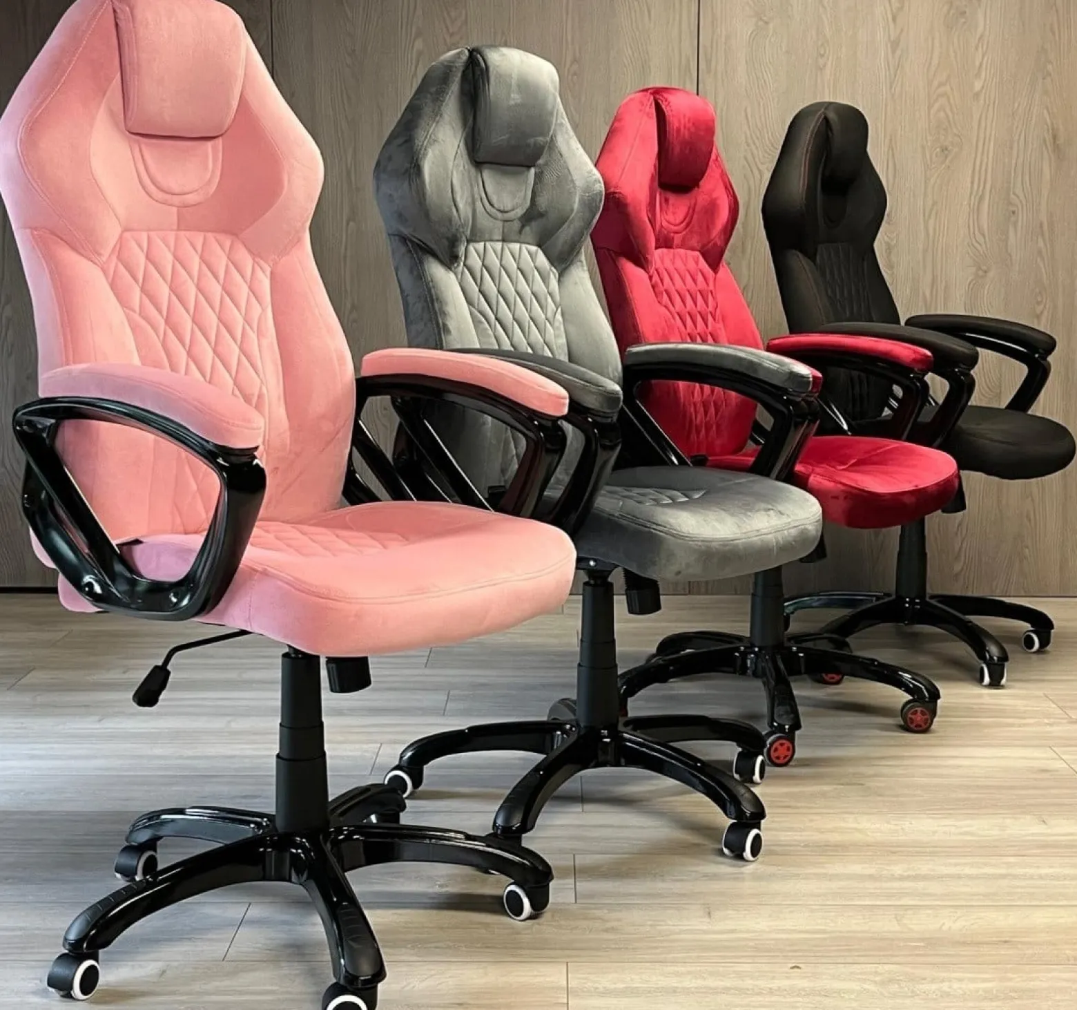 Fotel obrotowy do biurka SPIDER PINK ALCANTARA