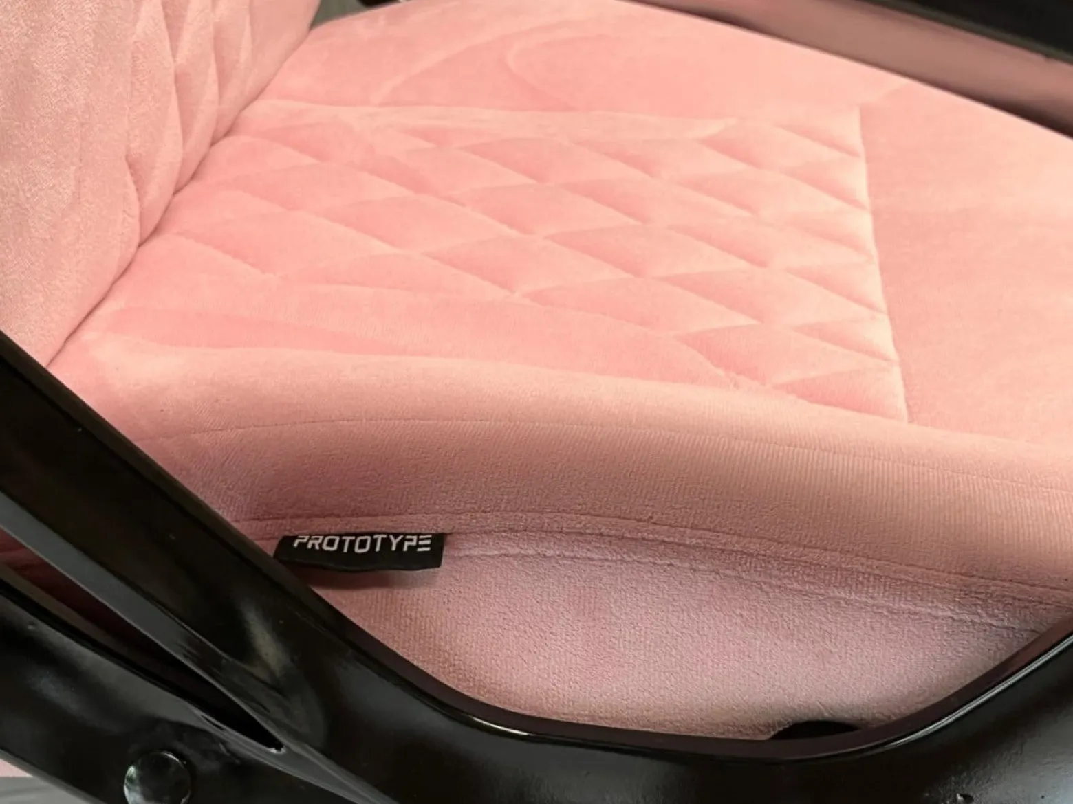 Fotel obrotowy do biurka SPIDER PINK ALCANTARA
