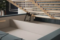 Łóżko tapicerowane BERLIN 90x200 ze stelażem drewnianym