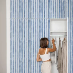 Okleina meblowa Błękitne pasy 50x100 Folia samoprzylepna Laminat
