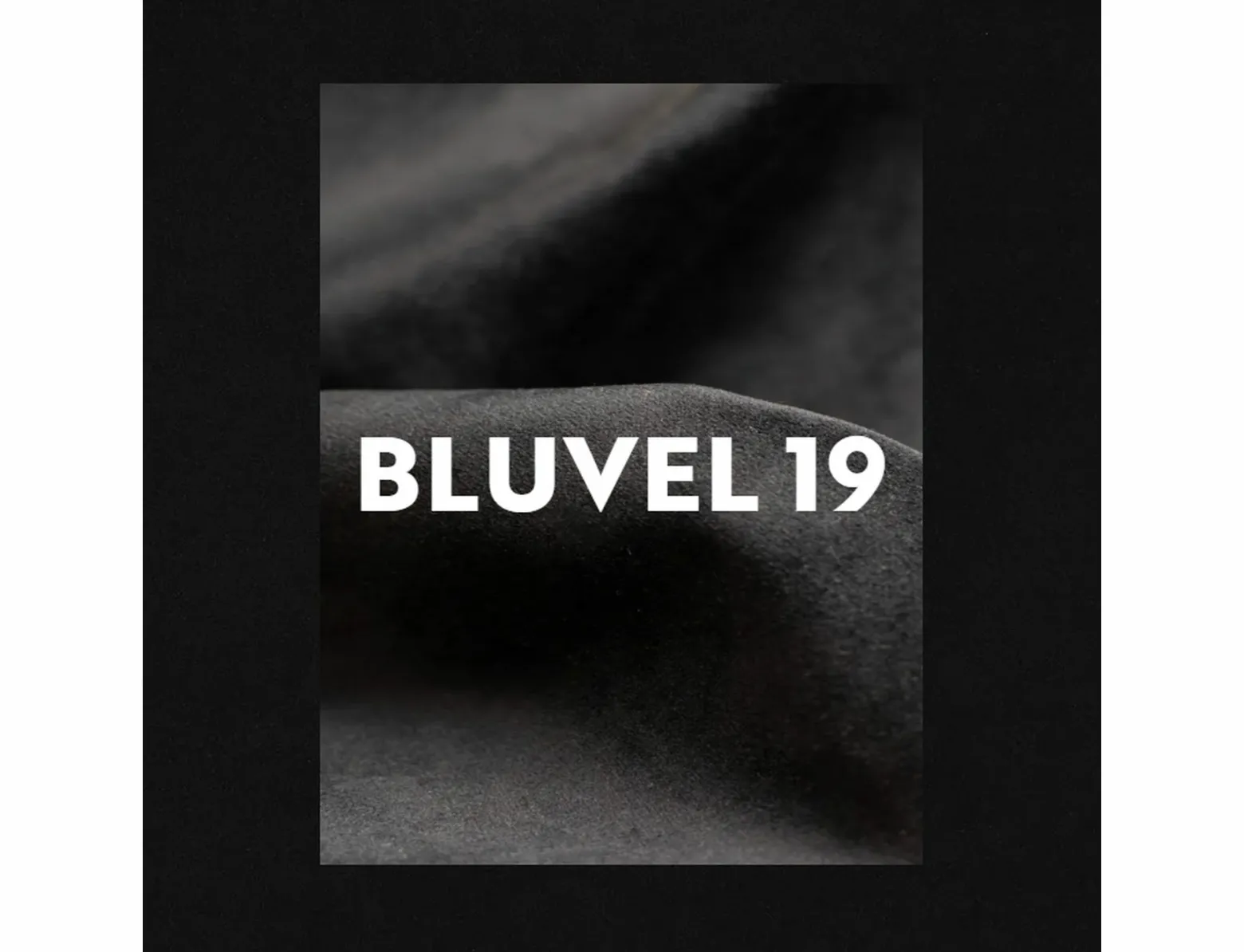 Pufa HESTIA K VELVET czarna