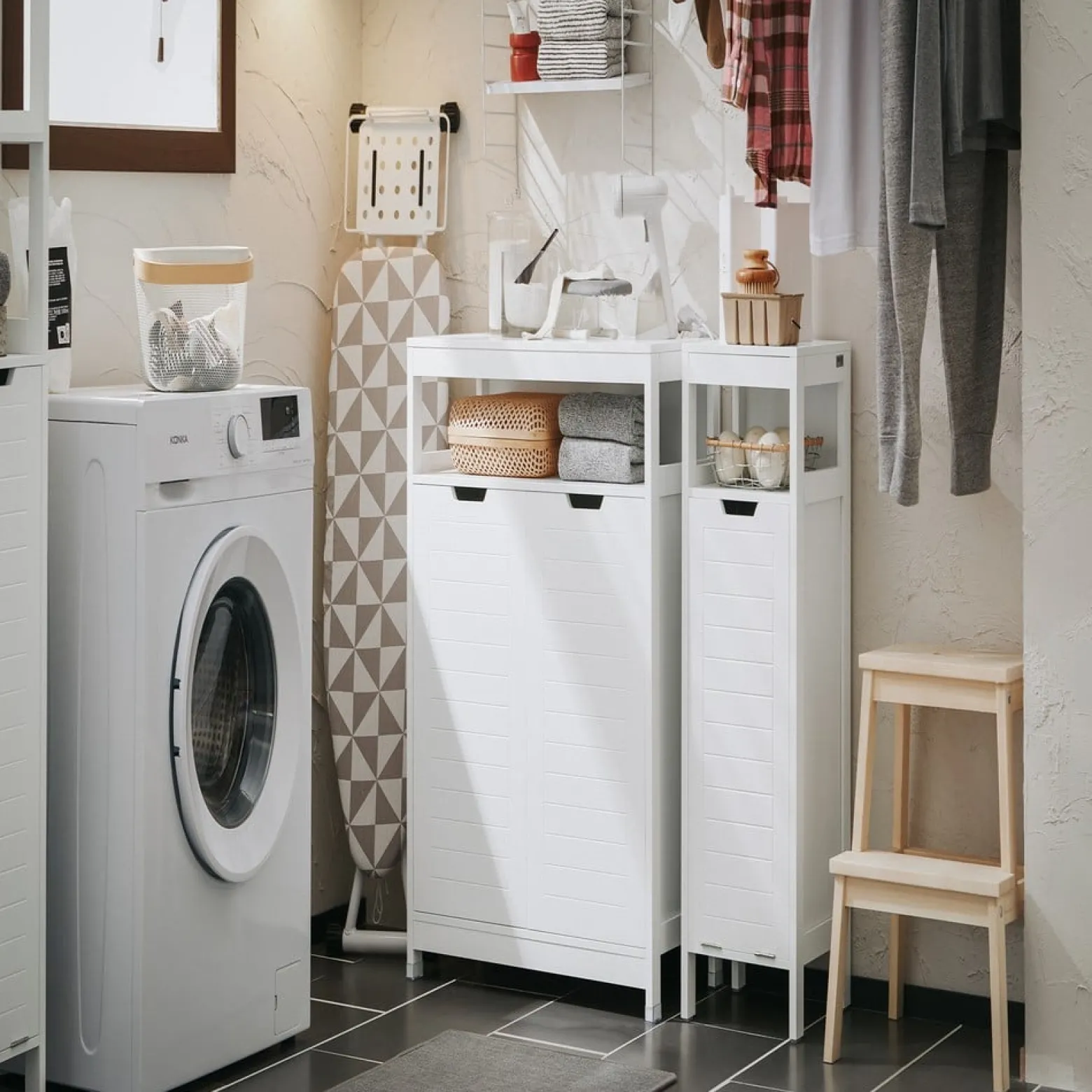 SoBuy Niska szafka łazienkowa z dwoma drzwiczkami Biały 70x35x89cm BZR121-W