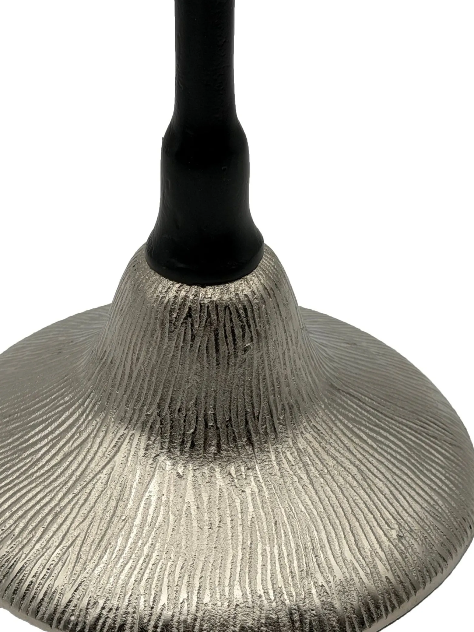 Stolik boczny aluminiowy, stolik pomocniczy metalowy, do salonu dekoracyjny
