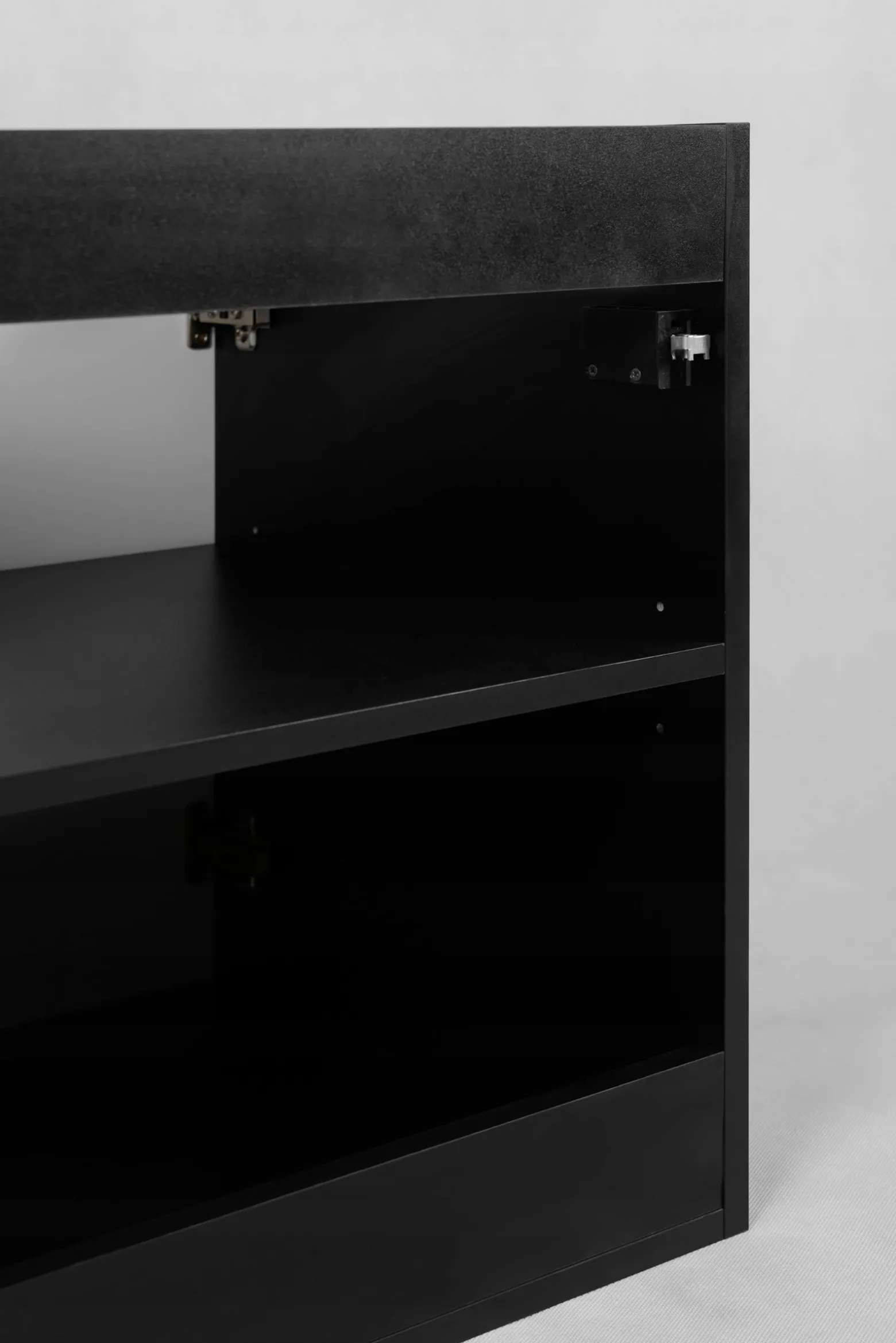 Szafka Łazienkowa czarna 60 cm RYFLOWANA