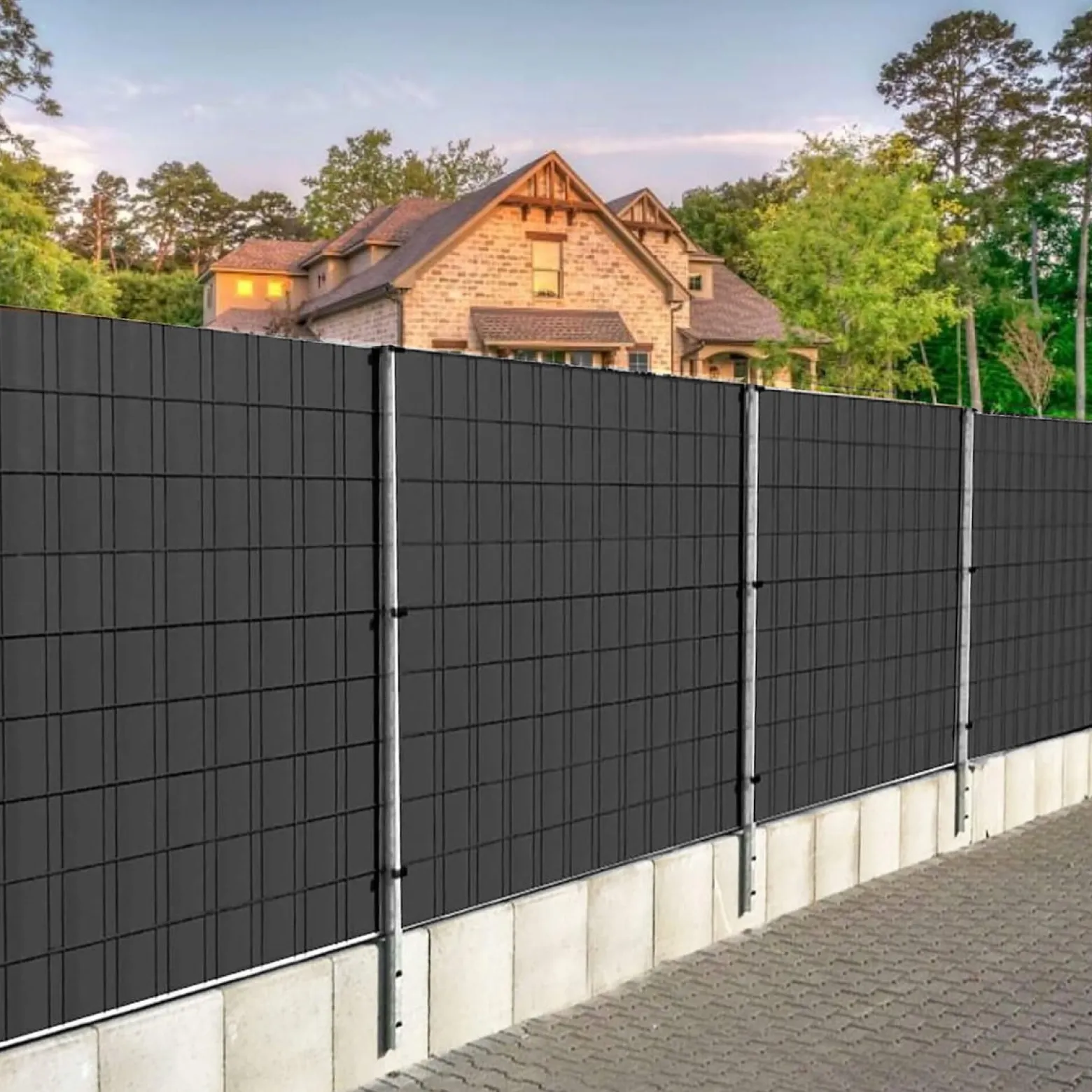 Taśma ogrodzeniowa PVC 35m x 4,75cm 450 g/m2 z klipsami