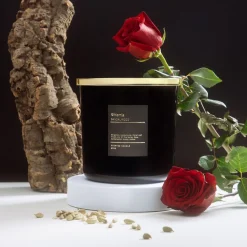 Świeca zapachowa VELUMA Sandalwood 870 g HOMLA