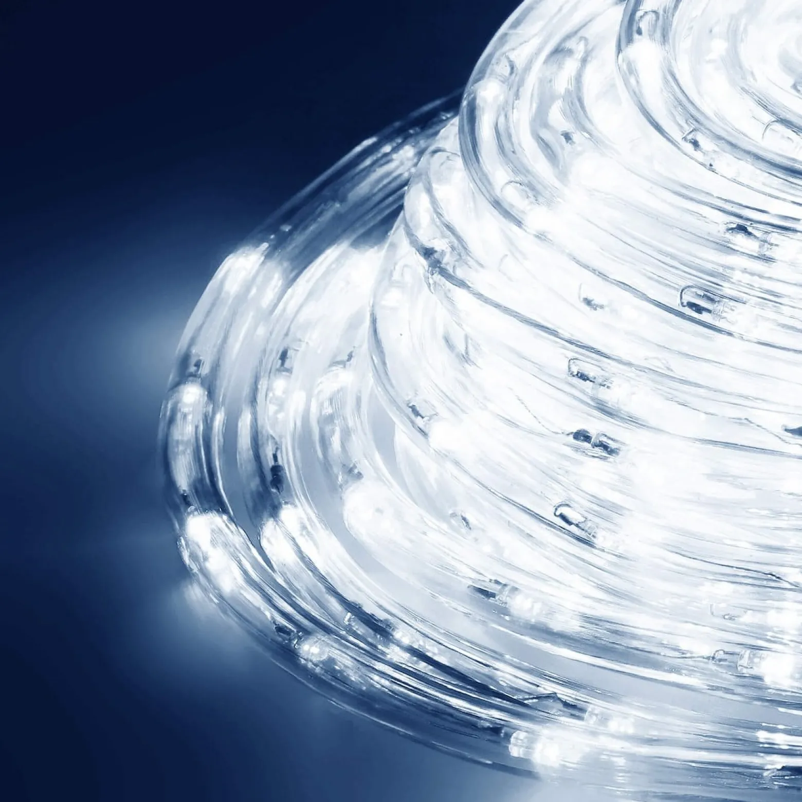 Wąż świetlny 240 Led biały zimny 10m z programatorem IP44